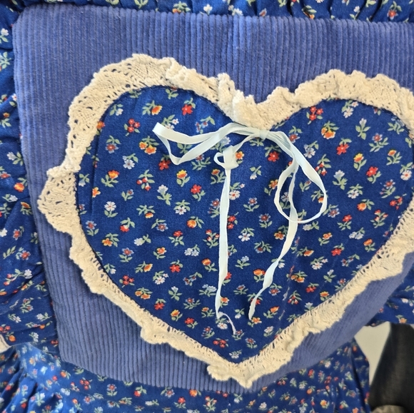 THE TAILOR MAID WHIDBEY ISLAND HANDMADE ROYAL BLUE DITZY FLORAL APRON KITCHEN OS - Picture 3 of 8